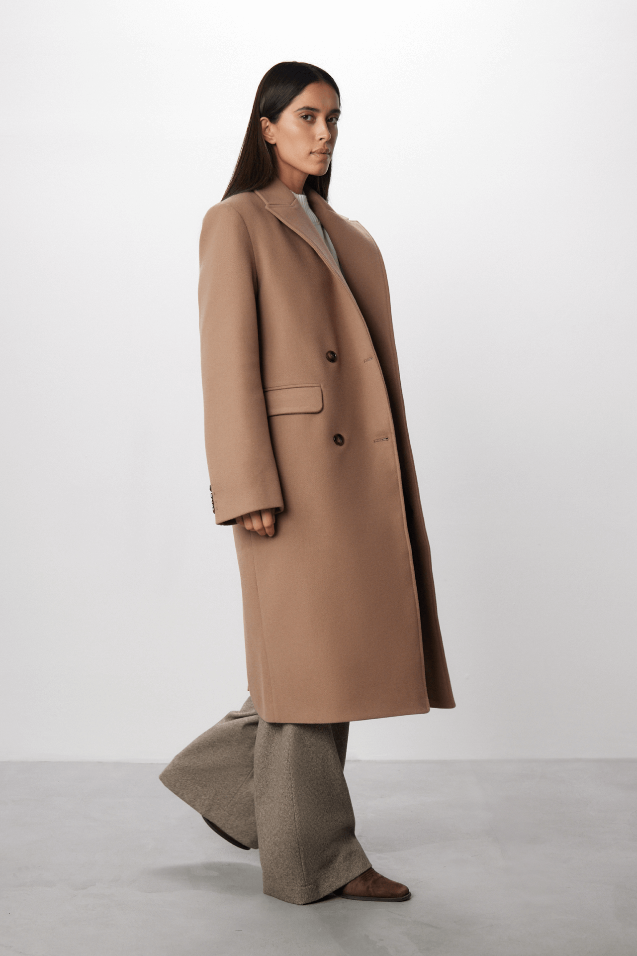 Пальто зимнее на подкладке