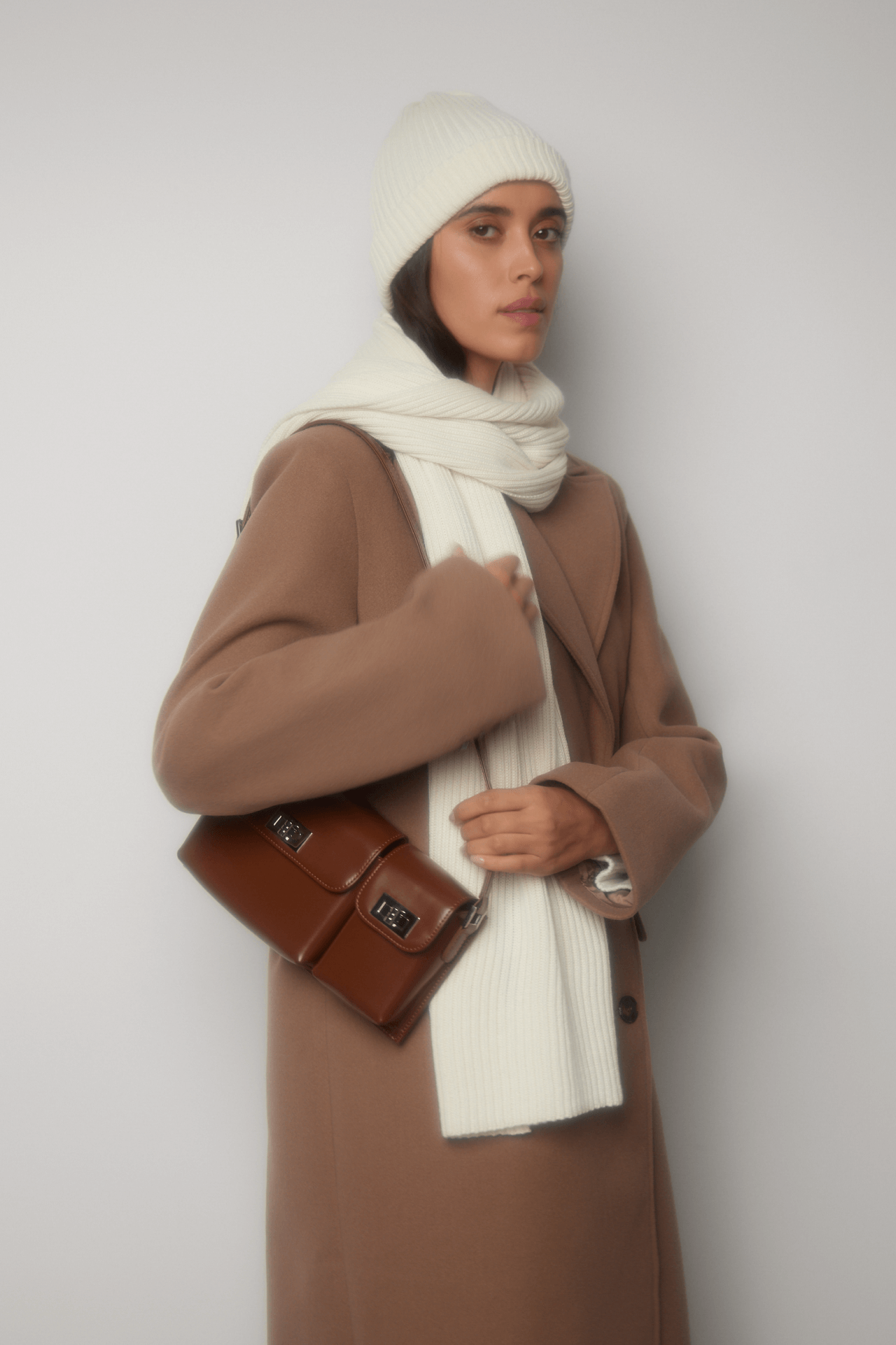 Пальто зимнее на подкладке